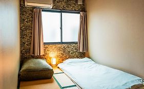 Tomo Tsuruhashi Guesthouse